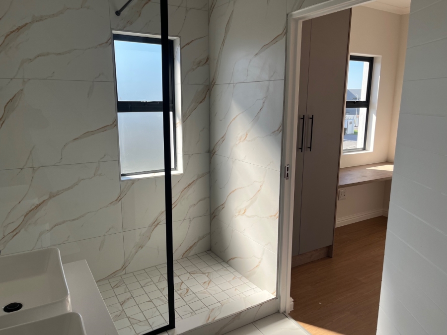 3 Bedroom Property for Sale in Sandown Western Cape